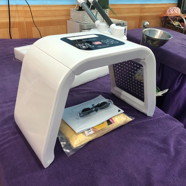 vòm ánh sáng sinh hoc 7 mầu tại hà nội