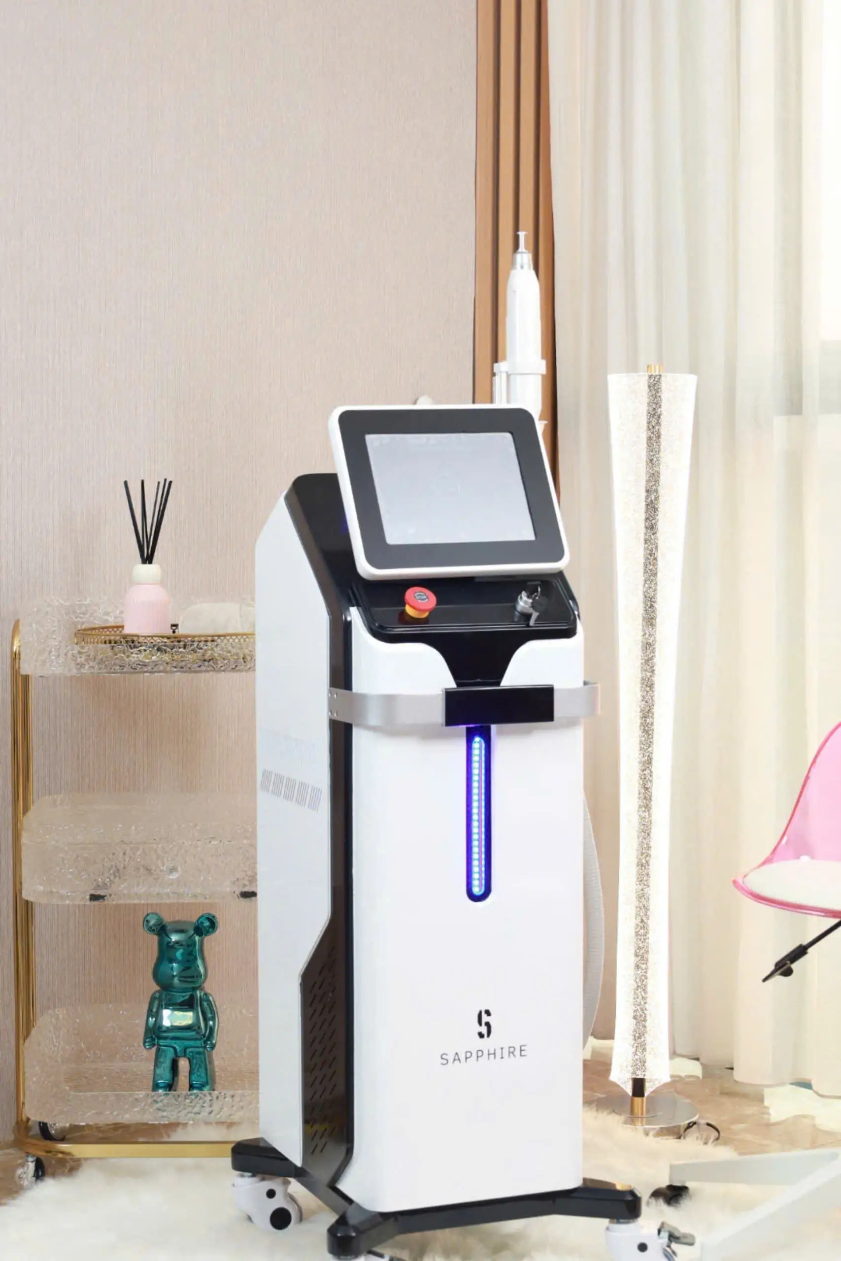 gioi thieu ve may laser xoa xam sapphire 6715e79d4841e